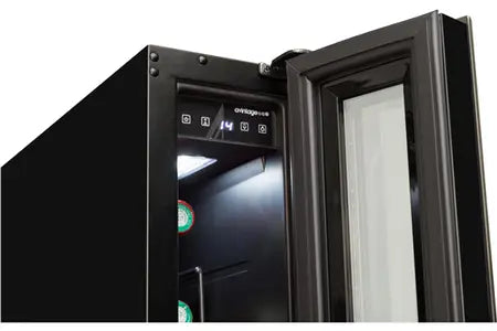 Garrafeira de vinhos vintage AVU8TNA