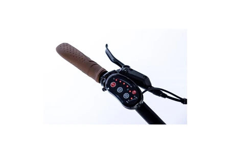 Bicicleta elétrica dobrável urbana Moma Bikes E-18TEEN em alumínio com bateria de iões de lítio SHIMANO 7V 36V 9Ah.